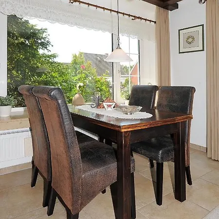 Ferienhaus Kehrwieder 펜션 *